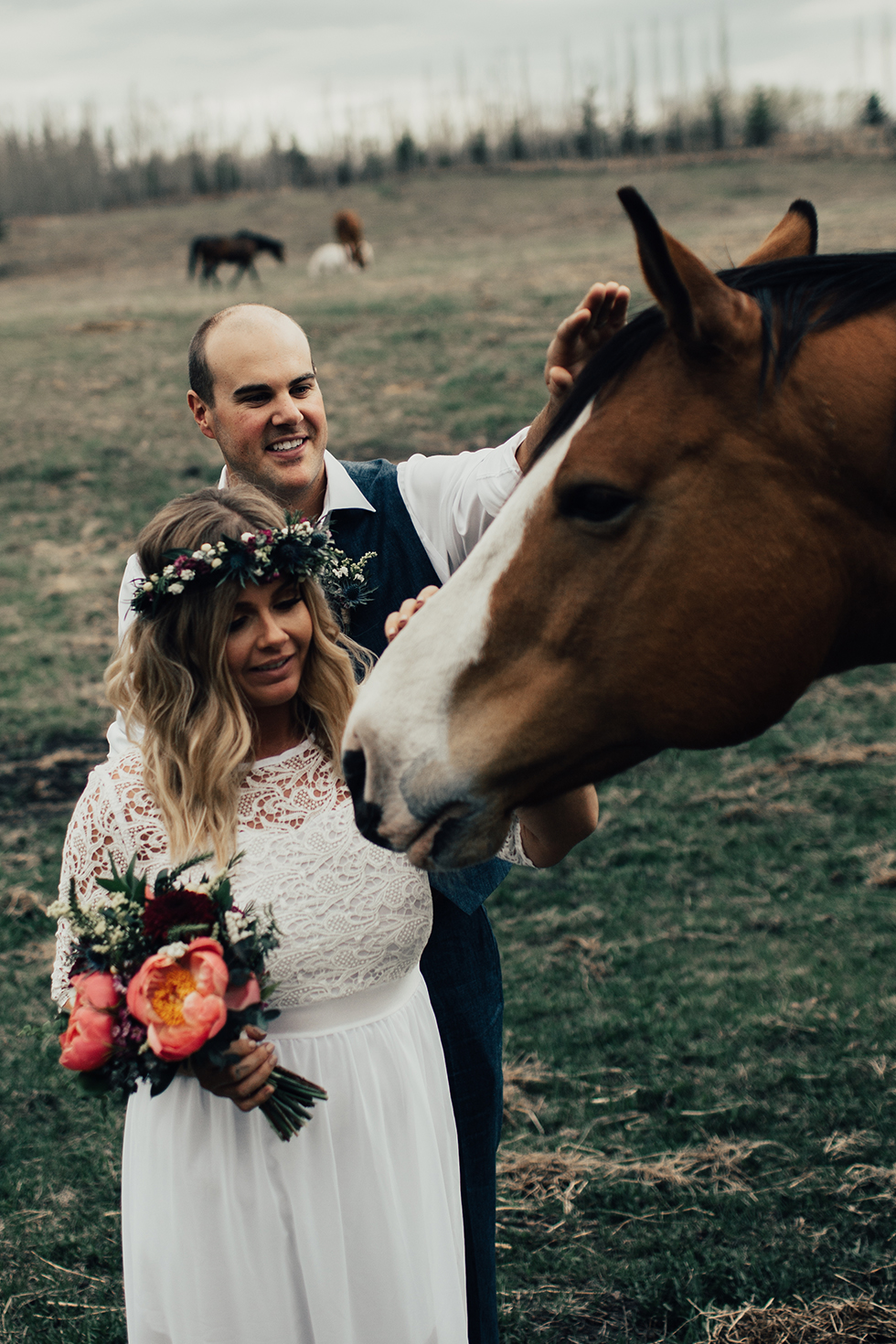 @joshlunt, josh lunt photography, josh lunt, edmonton engagement photographer, edmonton wedding photographer, edmonton lifestyle photographer, edmonton portrait photographer, junebug weddings, the knot