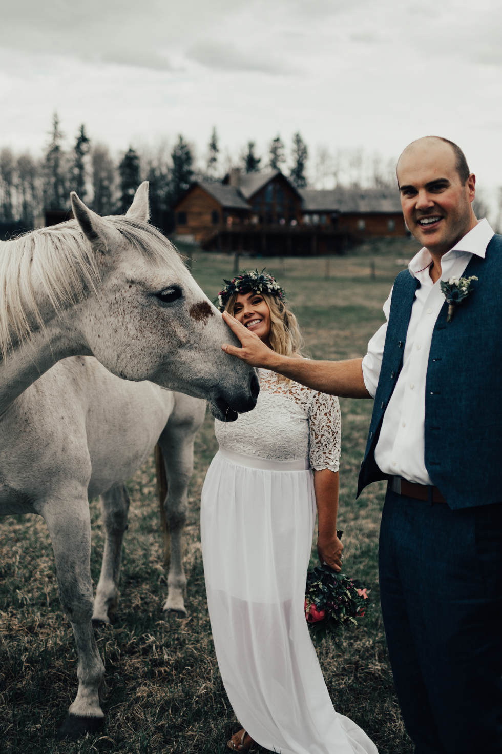 @joshlunt, josh lunt photography, josh lunt, edmonton engagement photographer, edmonton wedding photographer, edmonton lifestyle photographer, edmonton portrait photographer, junebug weddings, the knot